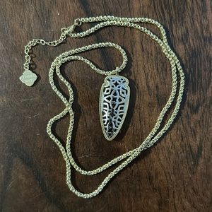 Arrow pendant necklace